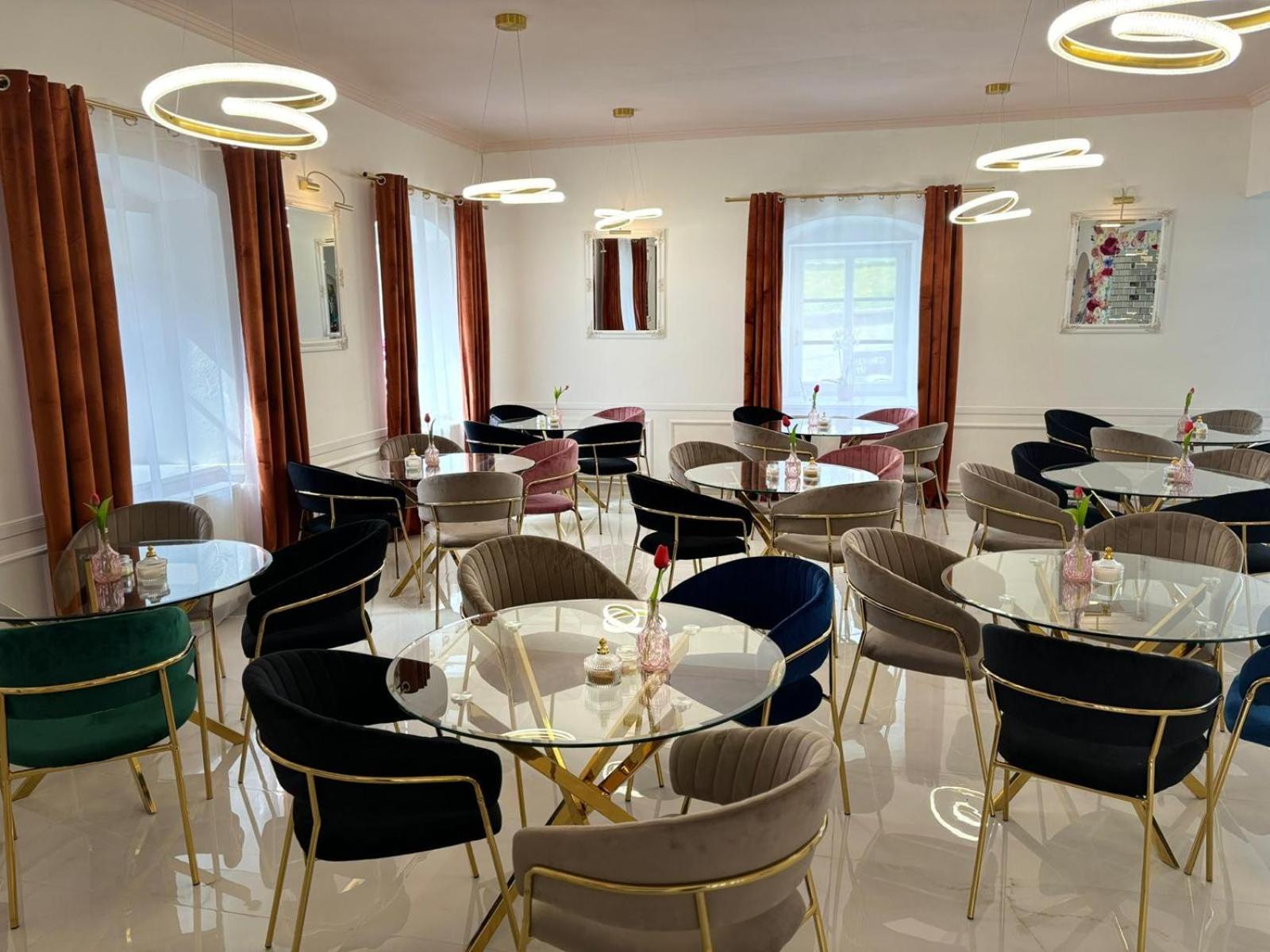 Boutique Hotel Posta Rl Oravsky Podzamok Exterior photo